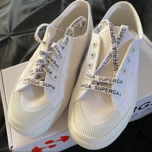 NWT Superga Logo Lace White Canvas Sneak